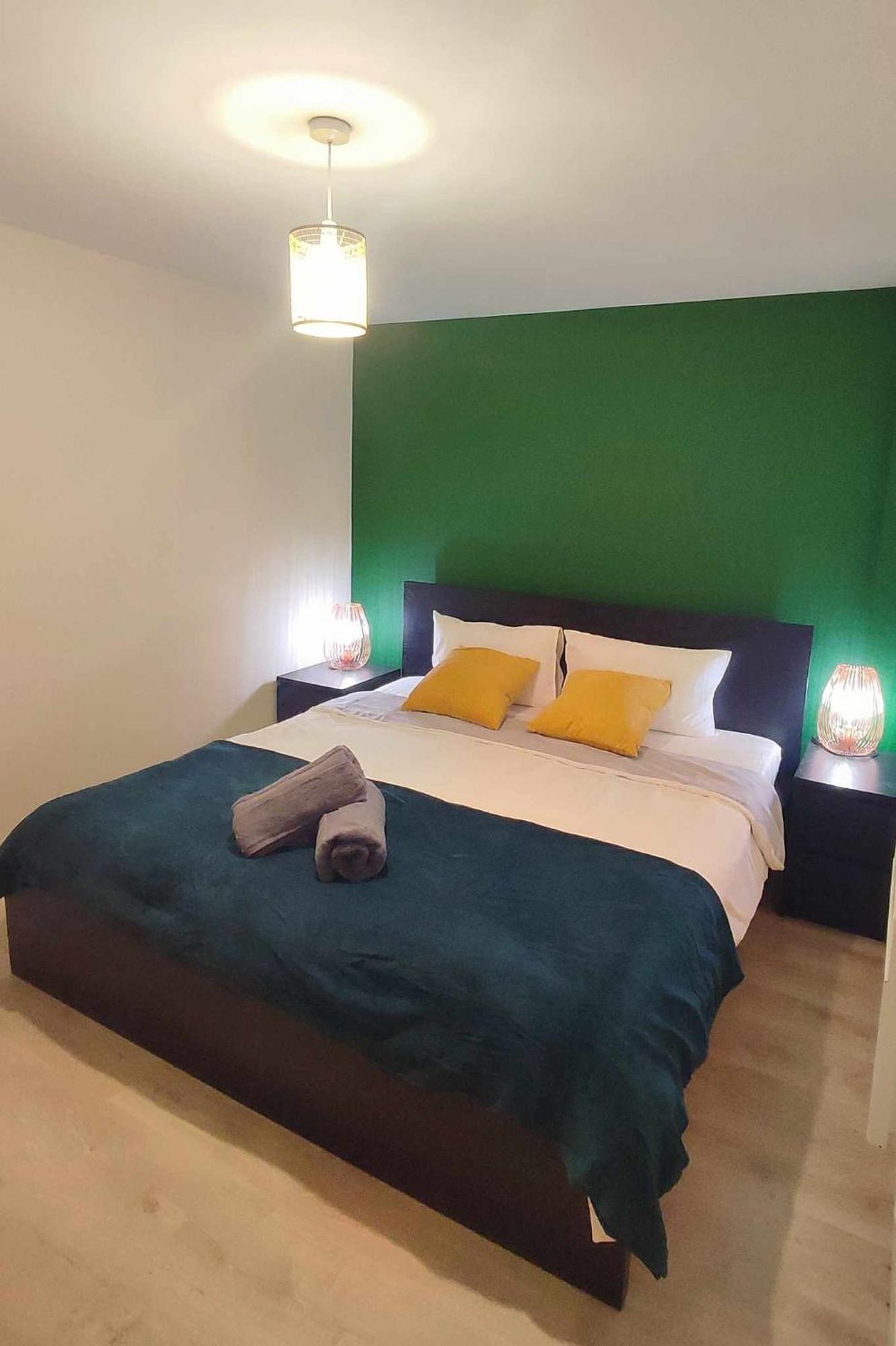 Duplex Apartment In Leeds With King Size Bed - Long Stay Rates Available Zewnętrze zdjęcie