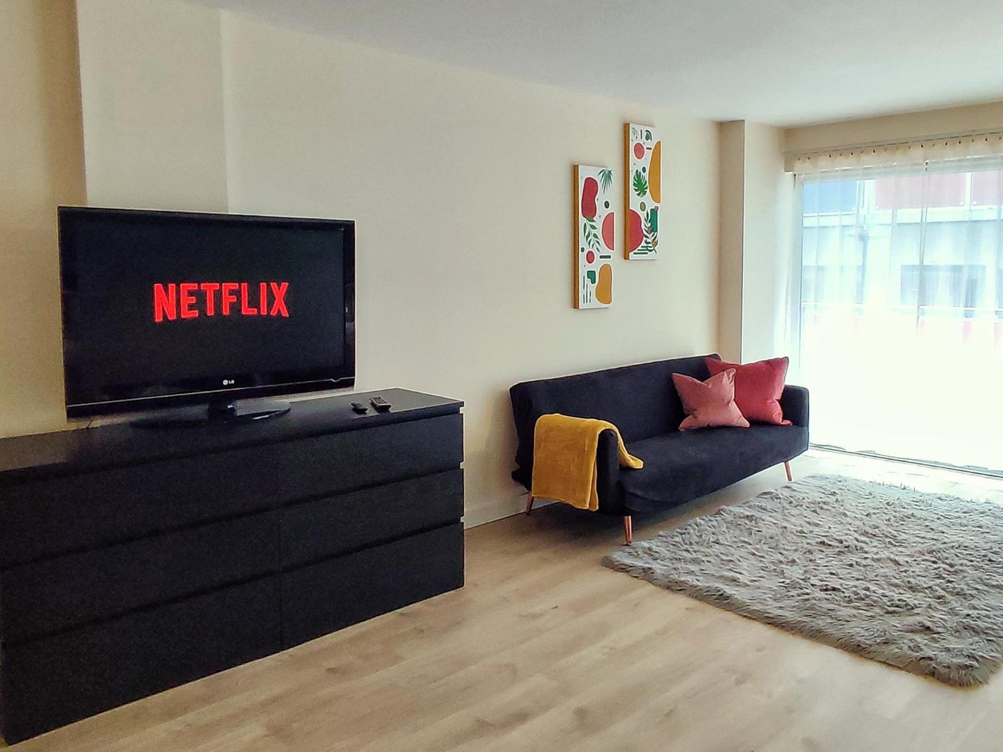 Duplex Apartment In Leeds With King Size Bed - Long Stay Rates Available Zewnętrze zdjęcie